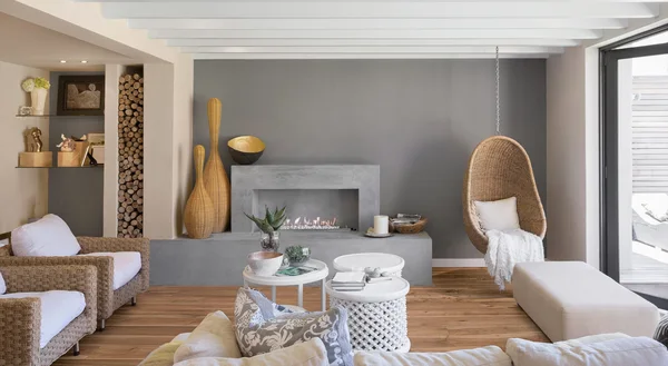 CRAFT Aragon — Engineered hickory flooring selection with LeviArs Design & Remodeling