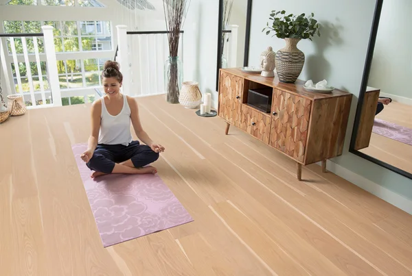 CRAFT Kavala — Engineered hickory flooring selection with LeviArs Design & Remodeling