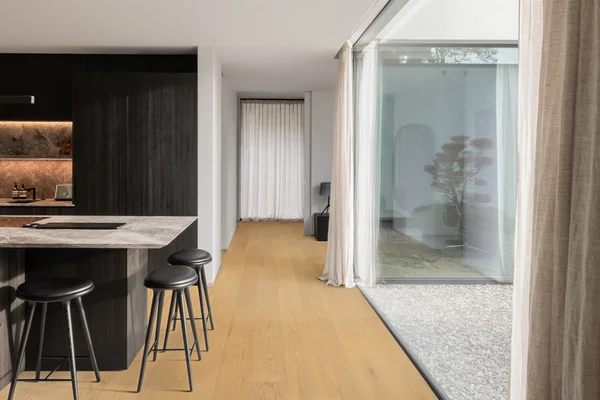 CRAFT Rovina — Engineered select northern oak (red oak) flooring selection with LeviArs Design & Remodeling